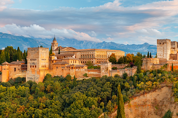 Granada_The_fortress_and_palace_complex_Alhambra._large.jpg